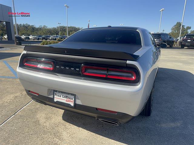 Used 2023 Dodge Challenger R/T RWD image 6