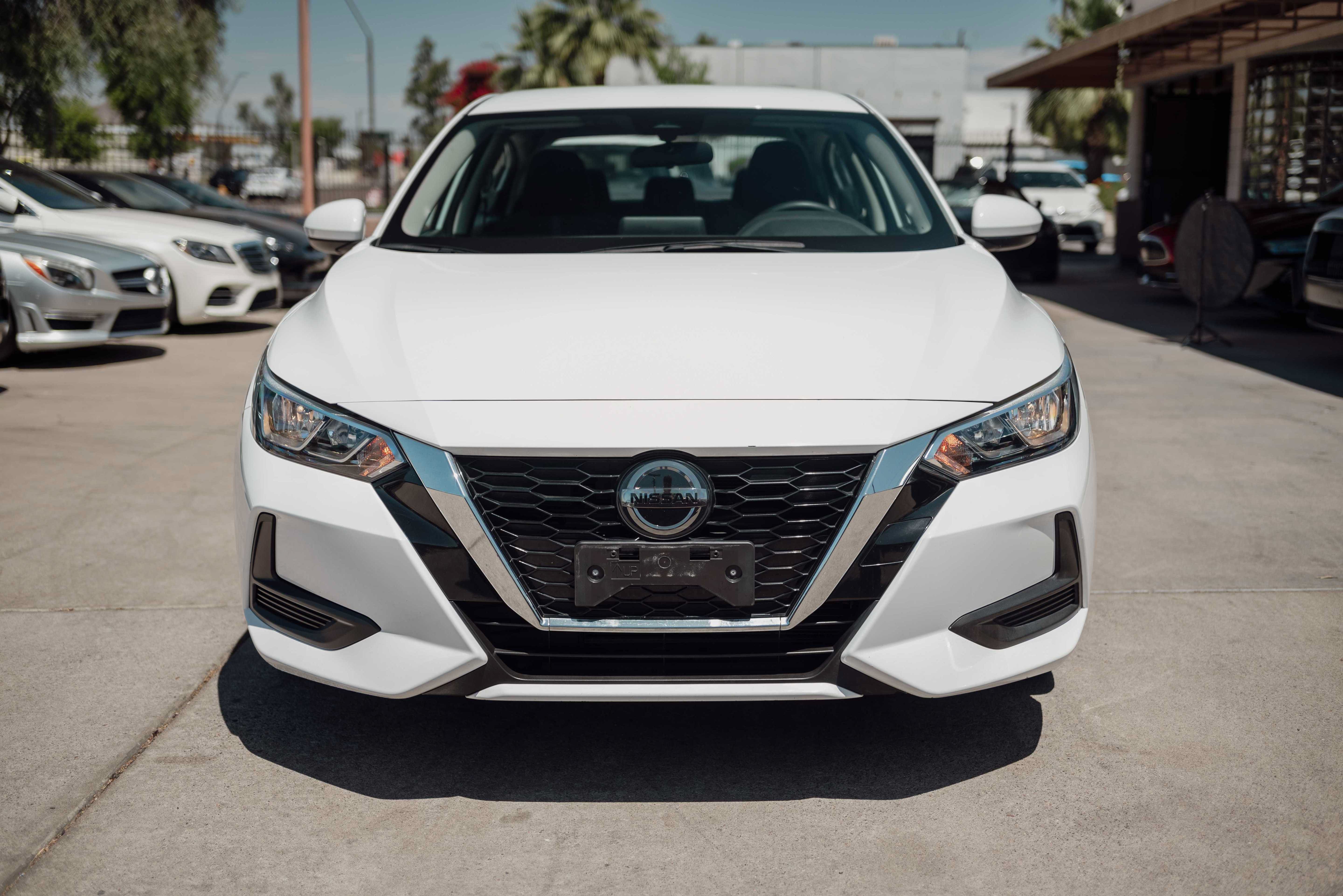Used 2023 Nissan Sentra SV FWD image 2