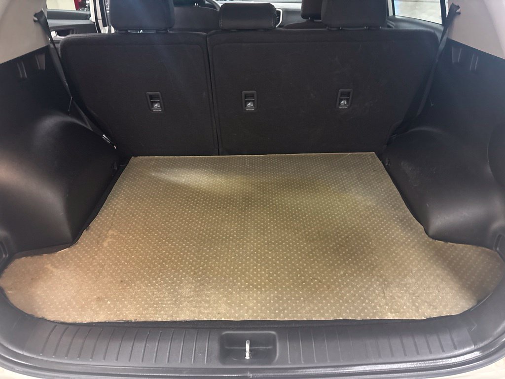 Used 2022 Kia Sportage LX AWD/4WD image 21