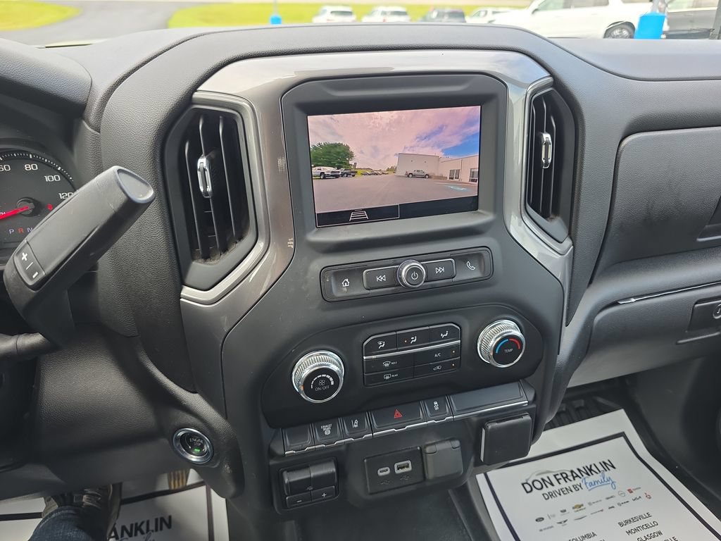 Used 2025 GMC Sierra 3500 Pro w/ Convenience Package AWD/4WD image 18