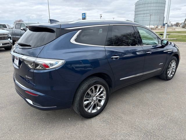 Used 2022 Buick Enclave Avenir w/ Avenir Technology Package AWD/4WD image 6