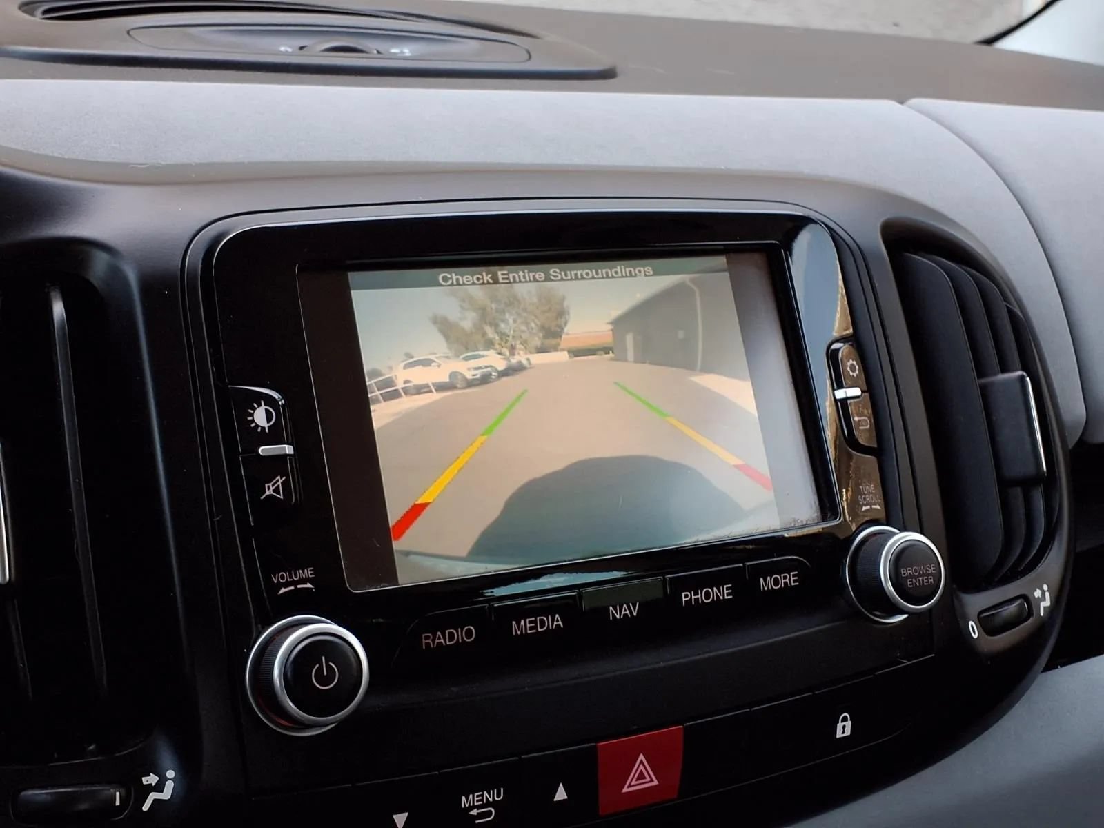 Used 2014 FIAT 500L Easy FWD image 23