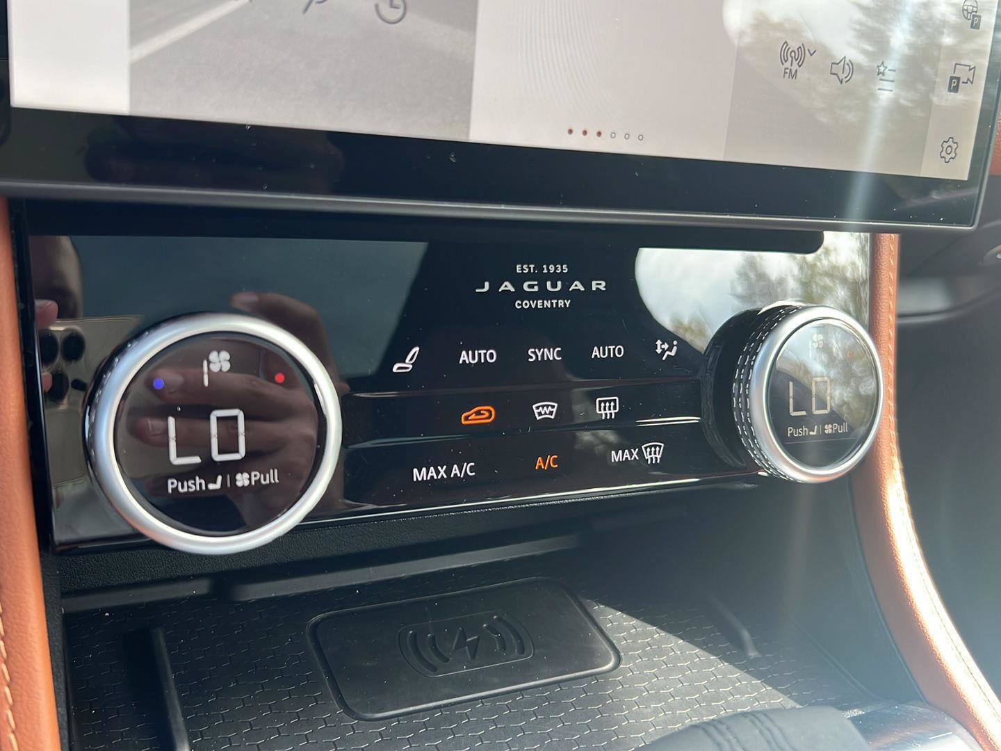 Certified 2026 Jaguar F-PACE R-Dynamic S AWD/4WD image 16