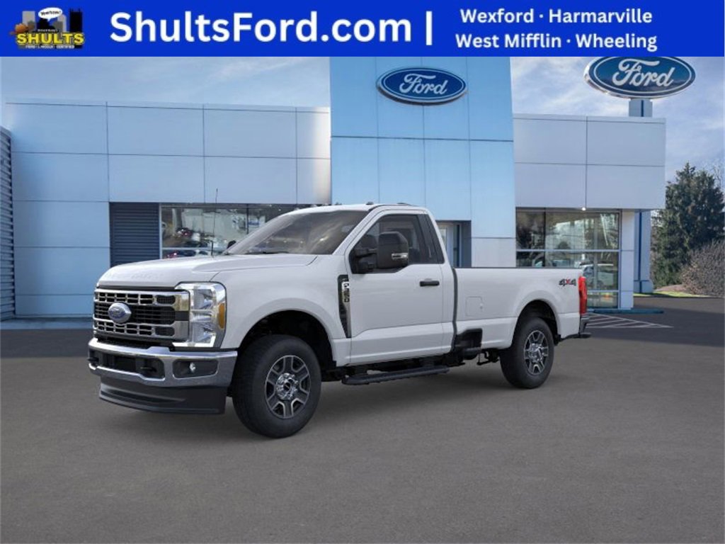 New 2025 Ford F350 XLT