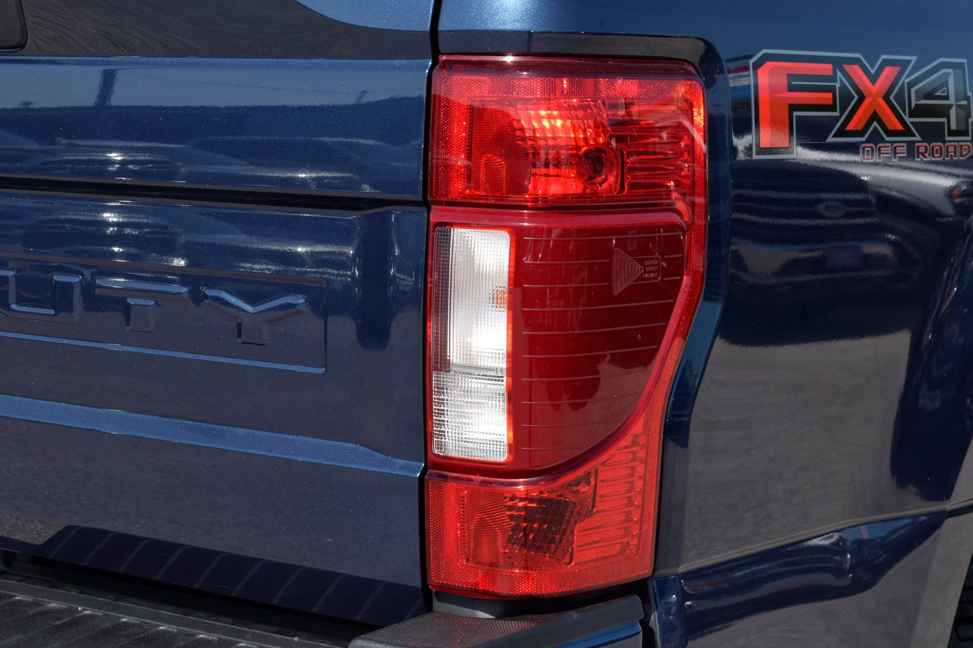 Used 2020 Ford F250 Lariat w/ Lariat Ultimate Package AWD/4WD image 20
