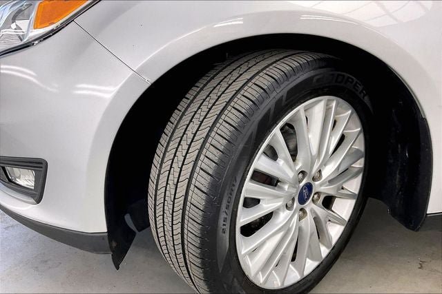 Used 2018 Ford Focus Titanium FWD image 34