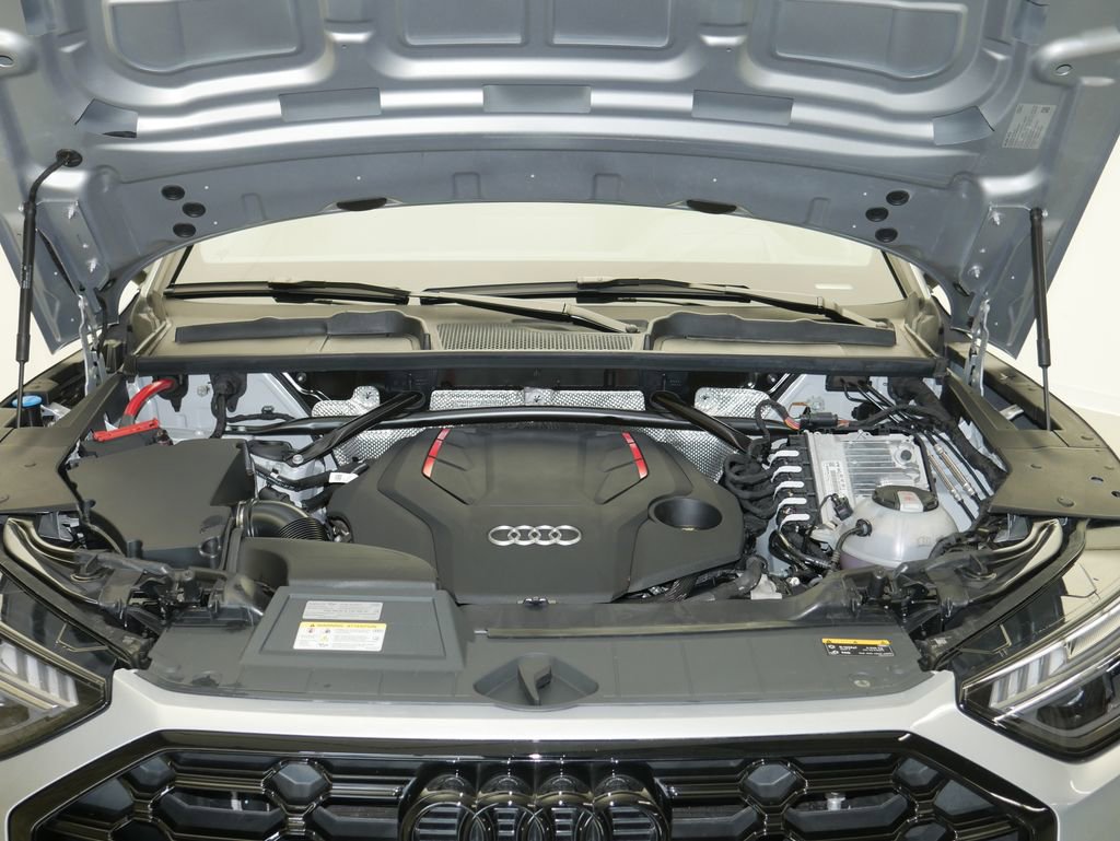 Certified 2023 Audi SQ5 Prestige w/ Prestige Package AWD/4WD image 13