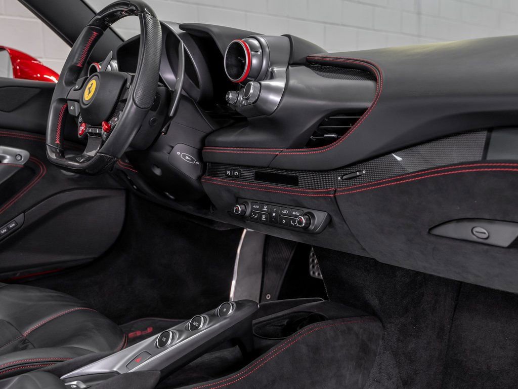 Certified 2022 Ferrari F8 Tributo image 16