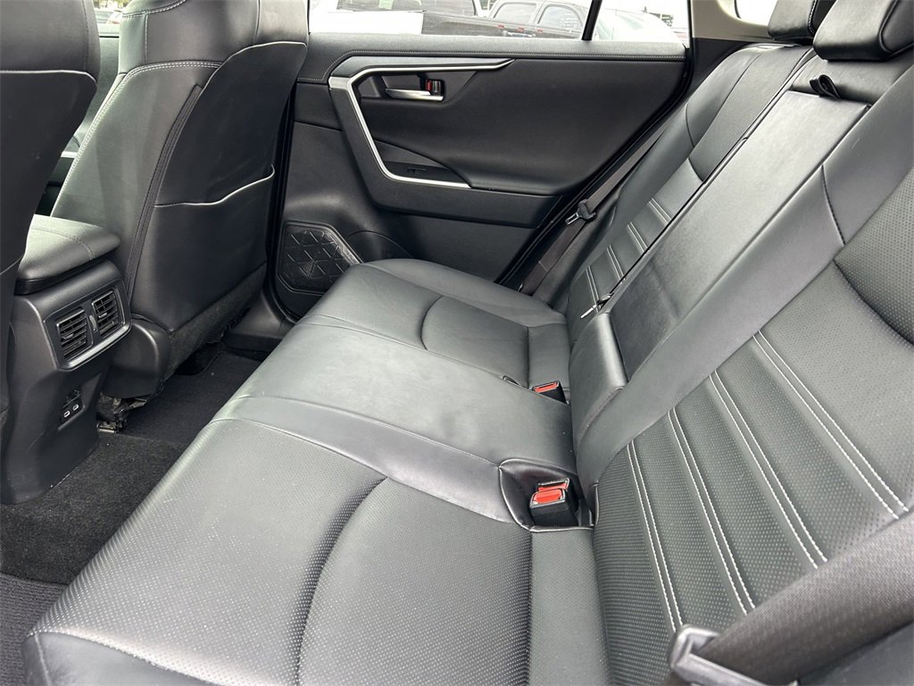 Used 2023 Toyota RAV4 Limited image 17