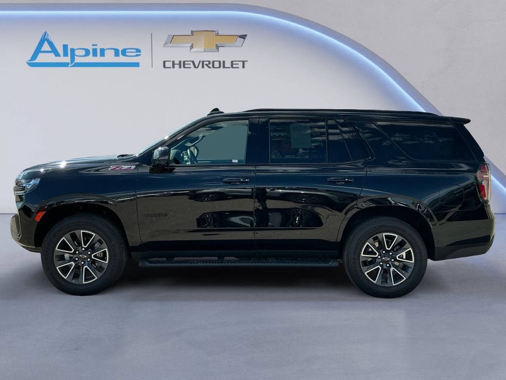 Used 2024 Chevrolet Tahoe Z71 w/ Luxury Package AWD/4WD image 2