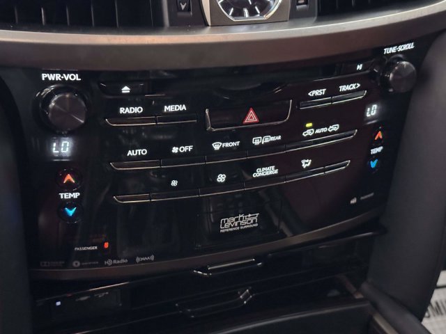 Used 2019 Lexus LX 570 4WD w/ Luxury Package image 49