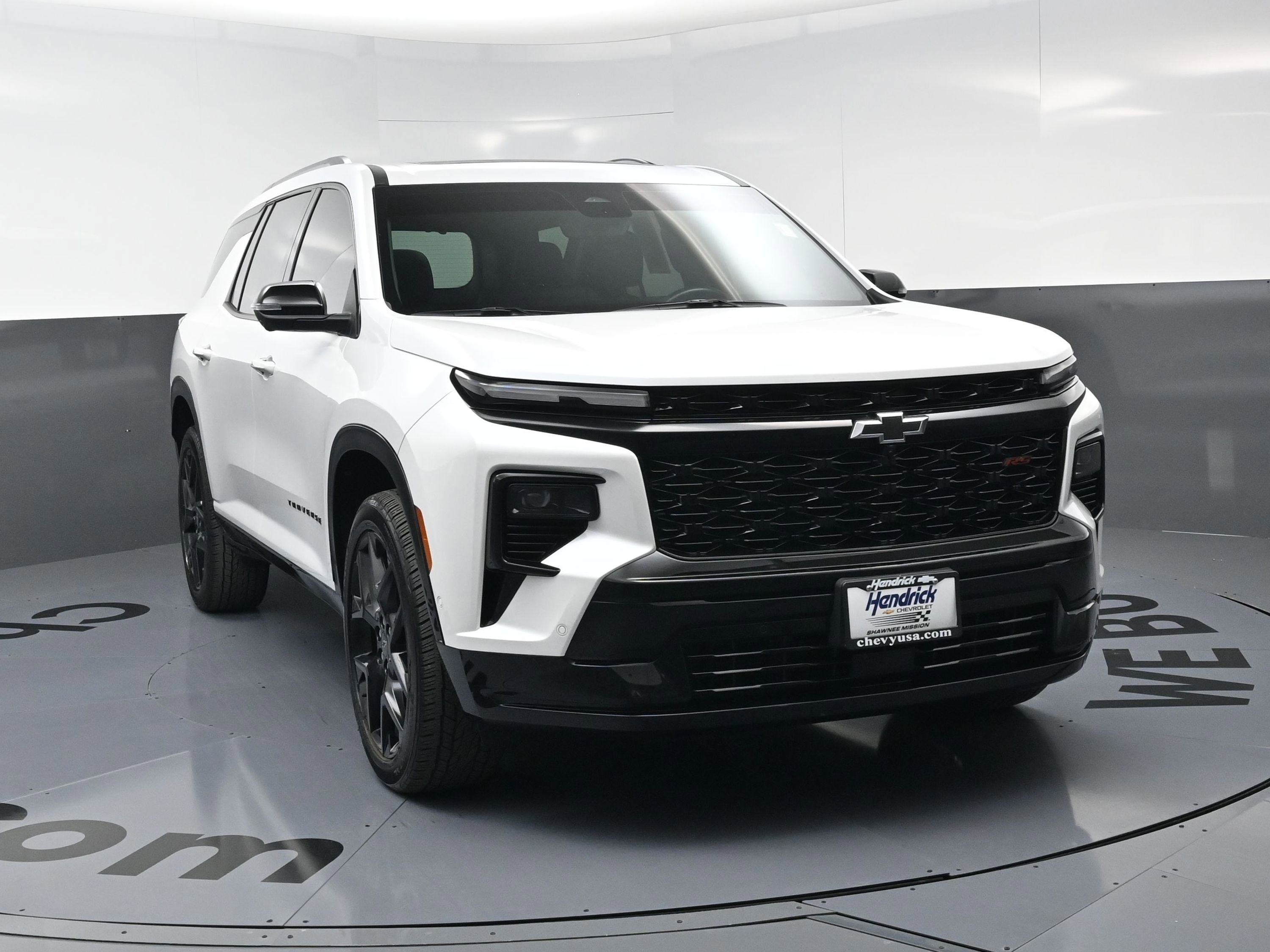 Certified 2025 Chevrolet Traverse RS w/ LPO, Floor Liner Package image 3