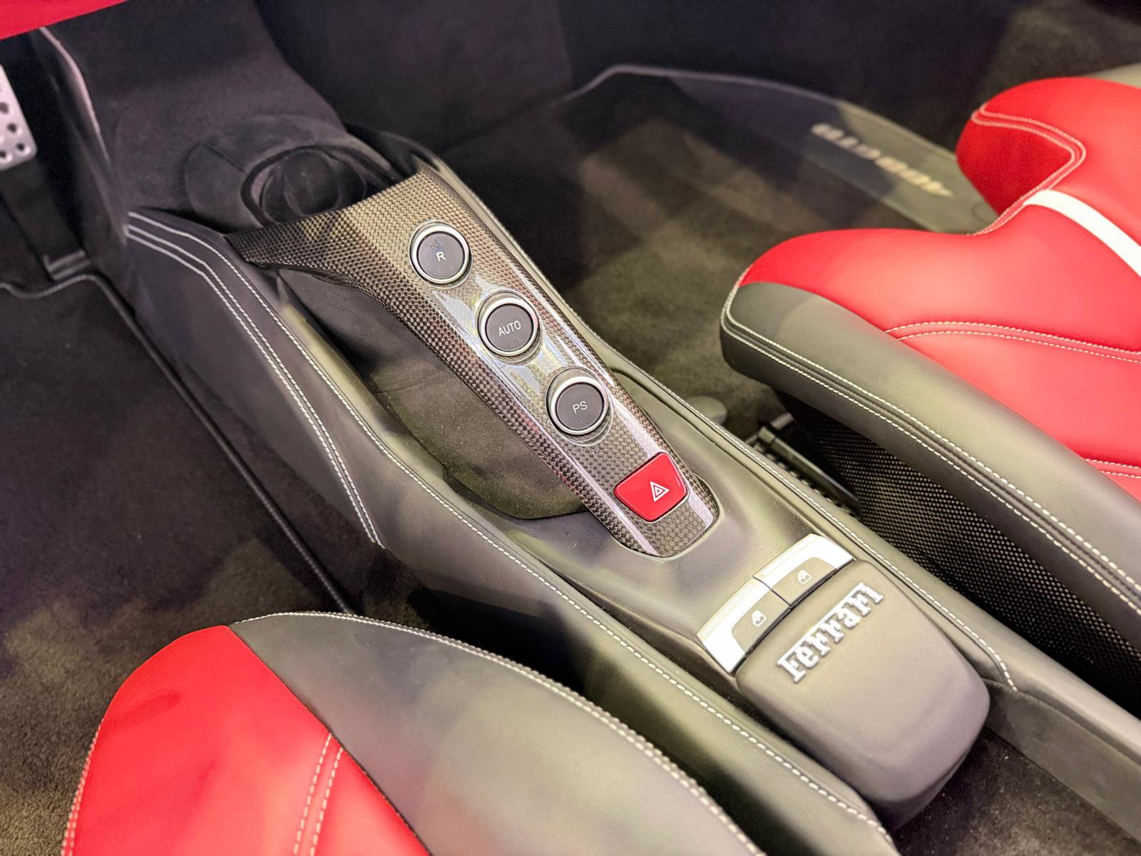 Used 2017 Ferrari 488 GTB RWD image 38