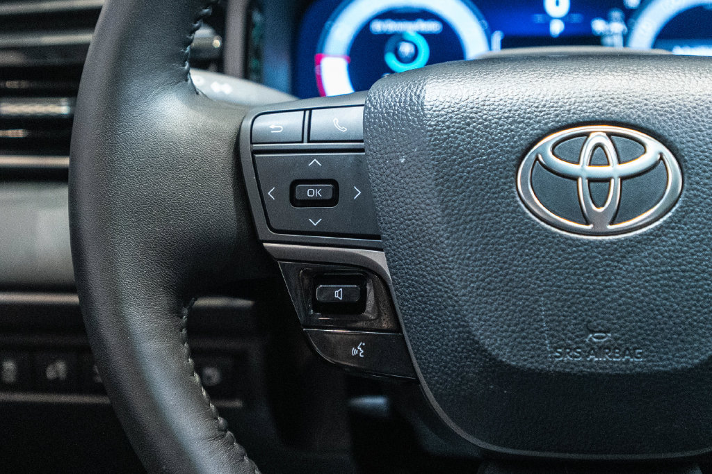 Used 2026 Toyota Camry XSE w/ Premium Plus Package FWD image 18