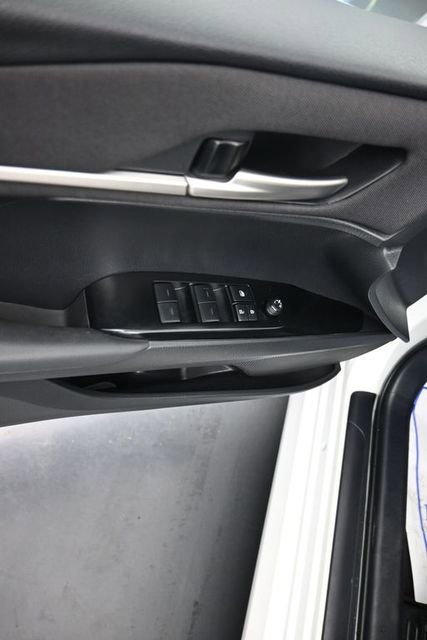 Used 2025 Toyota Camry LE image 10