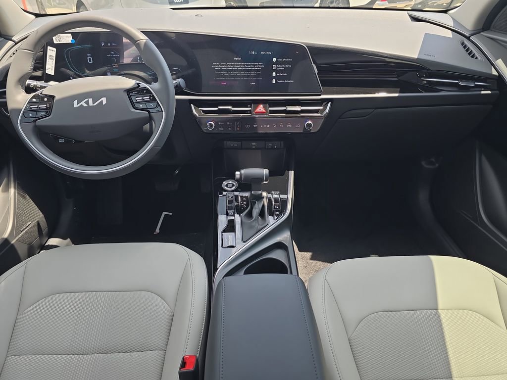 New 2026 Kia Niro EX FWD image 13