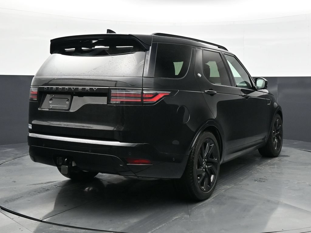 Used 2024 Land Rover Discovery Dynamic SE AWD/4WD image 10
