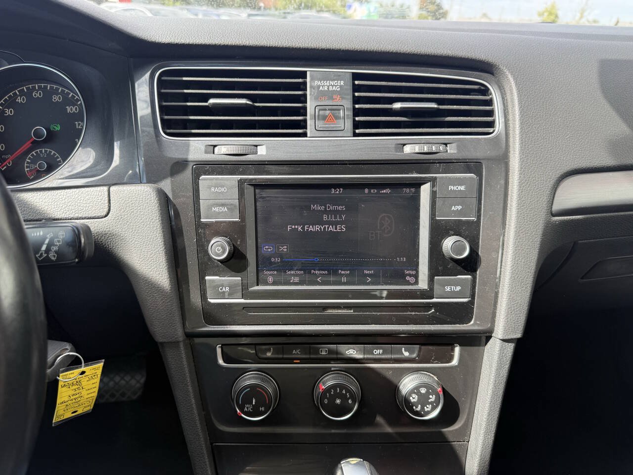 Used 2018 Volkswagen Golf S FWD image 26