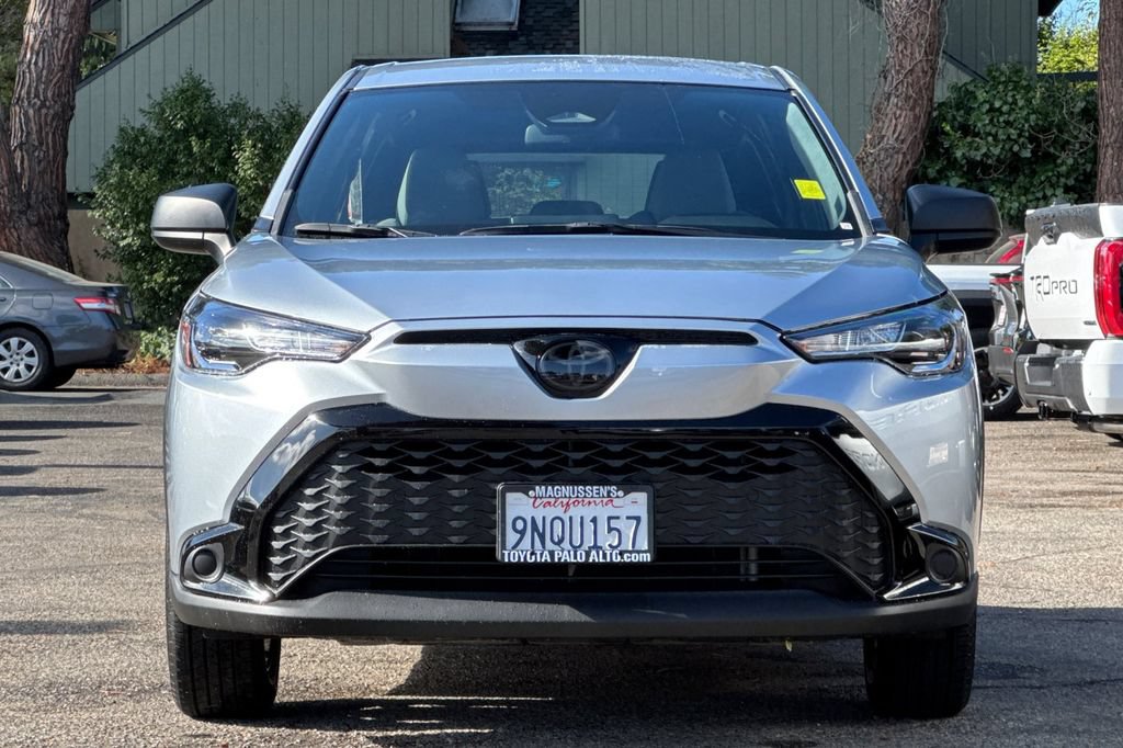 Certified 2025 Toyota Corolla Cross AWD Hybrid image 8