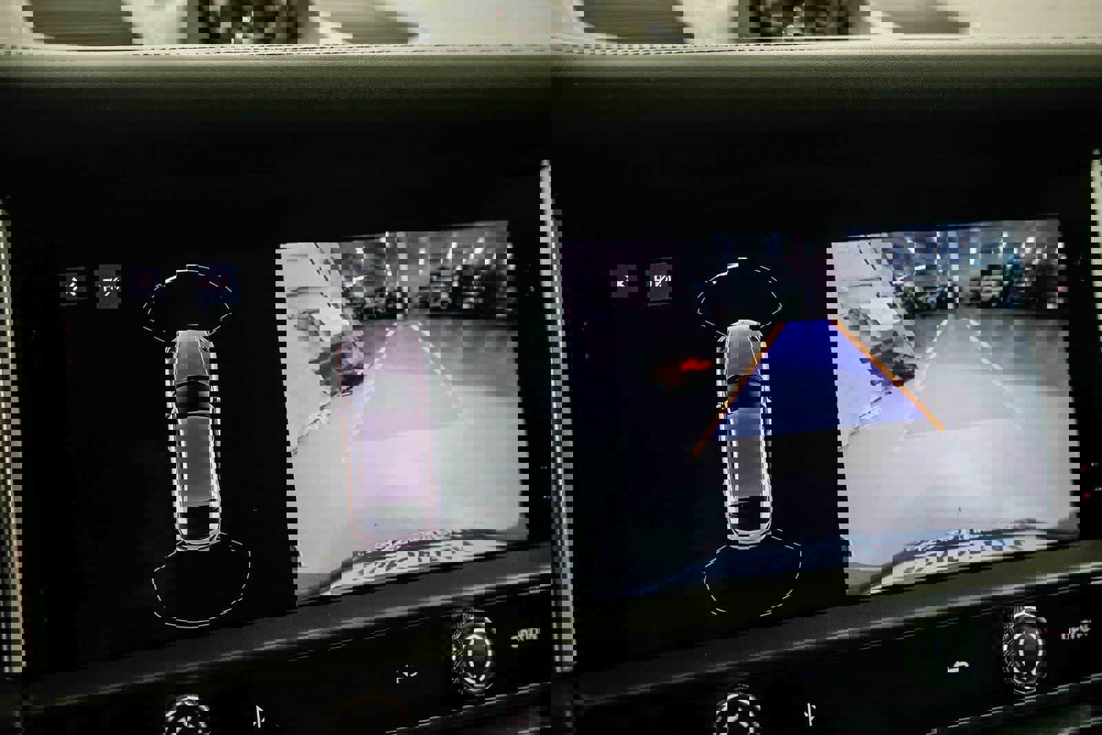 Used 2024 Porsche Macan image 24