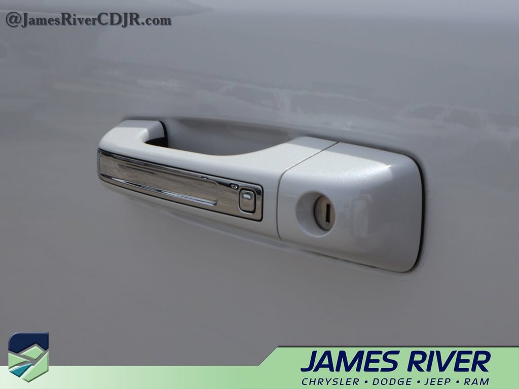 Used 2020 RAM 1500 Laramie AWD/4WD image 19