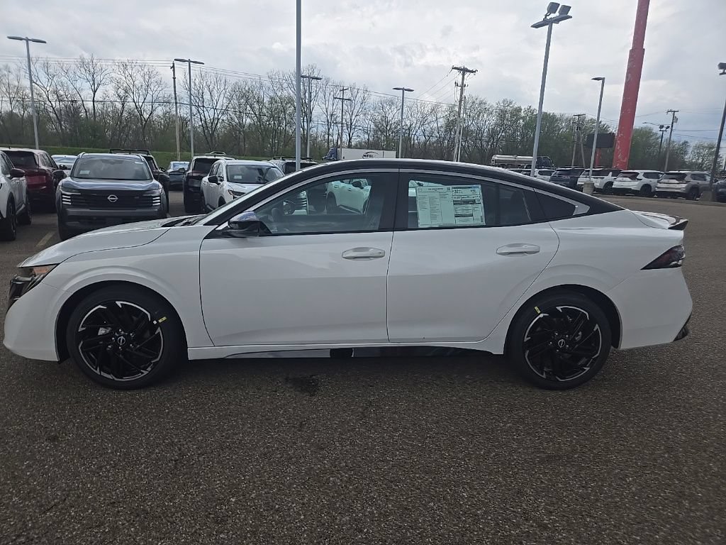New 2026 Nissan Sentra SR FWD image 8