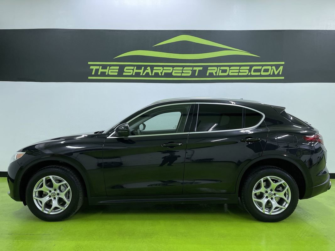 Used 2020 Alfa Romeo Stelvio w/ Cold Weather Package image 6
