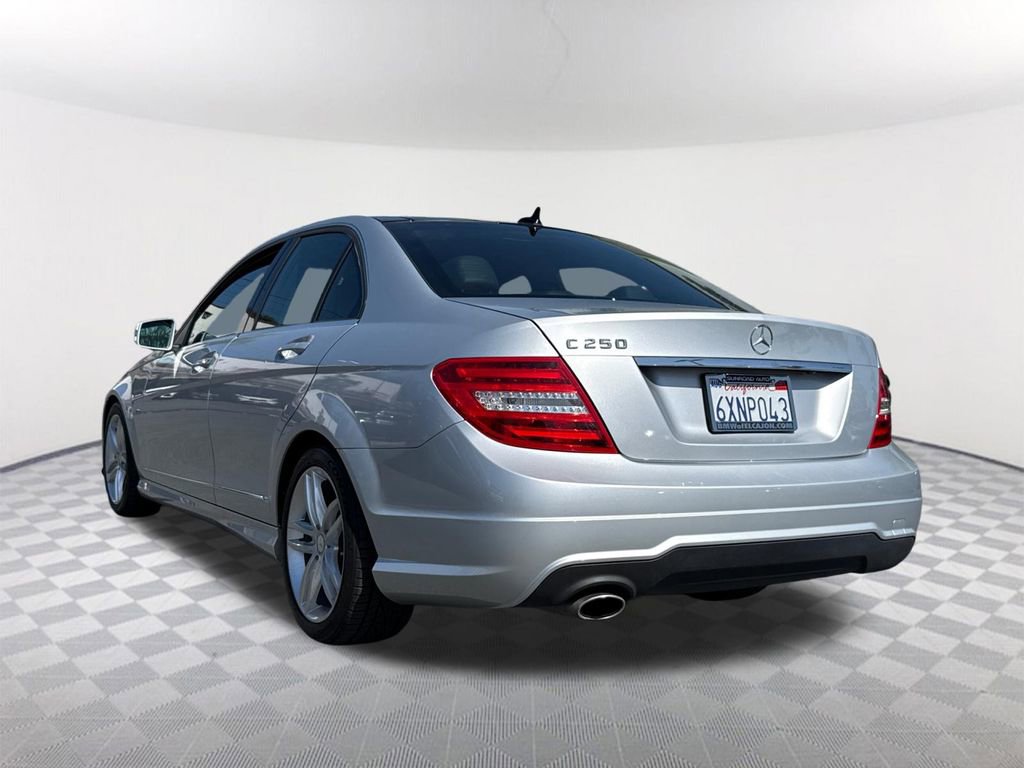 Used 2012 Mercedes-Benz C 250 Sedan image 4