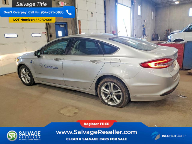 Used 2018 Ford Fusion SE FWD image 3