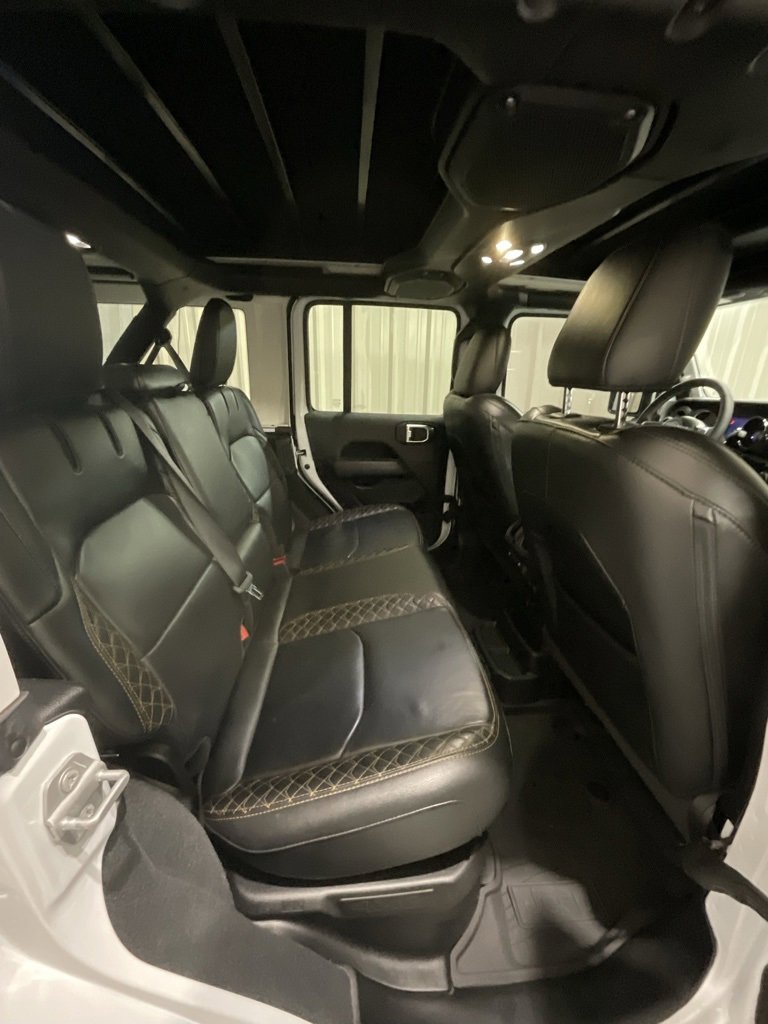 Used 2023 Jeep Wrangler Unlimited Sahara image 12