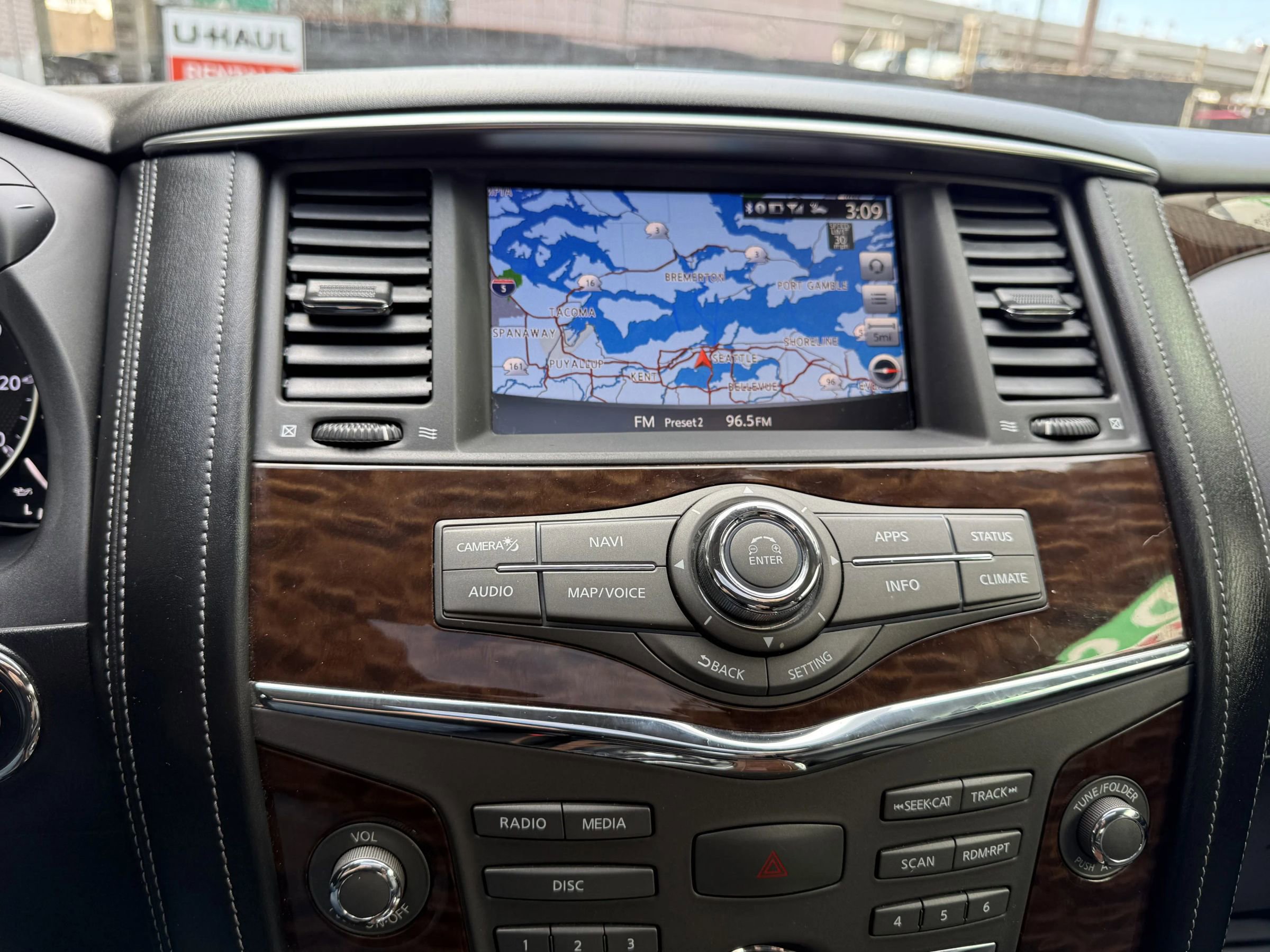 Used 2019 Nissan Armada SL w/ Premium Package AWD/4WD image 27