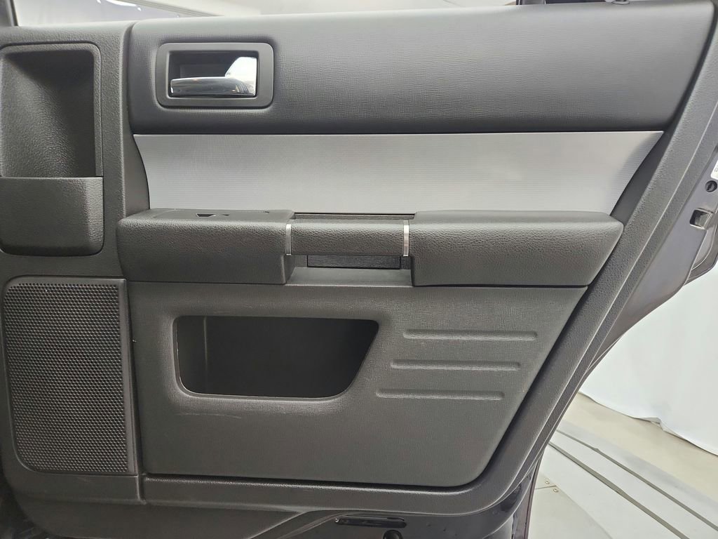 Used 2014 Ford Flex SEL w/ Equipment Group 202A FWD image 29