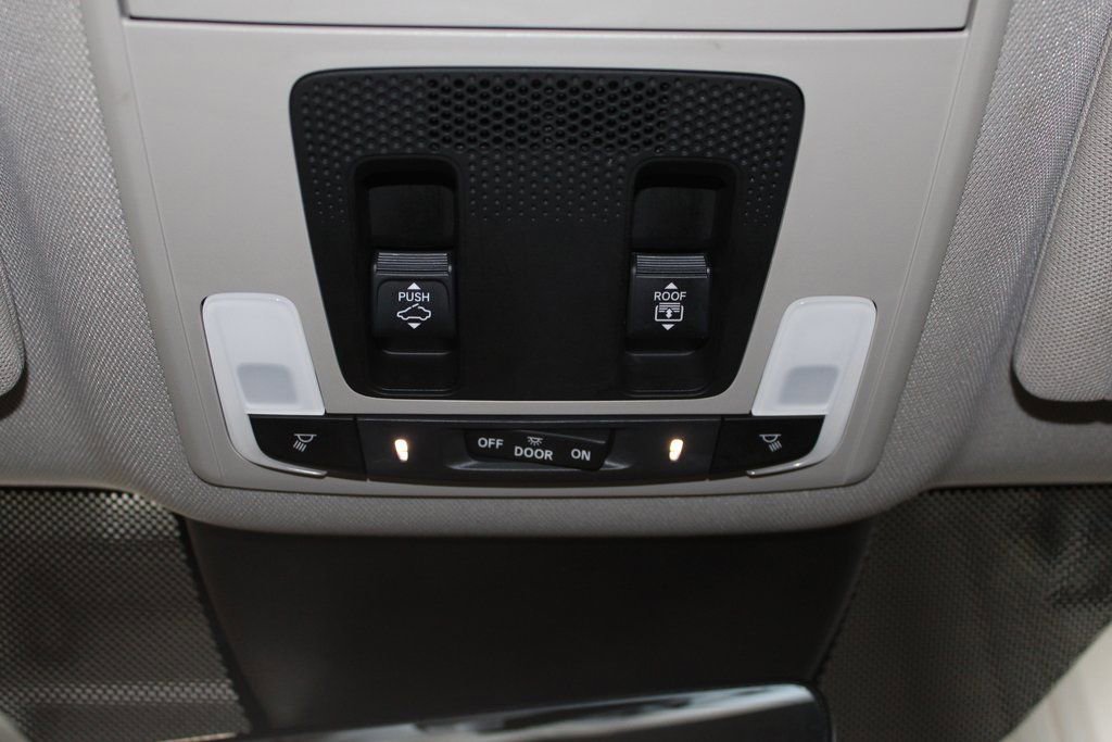 Used 2023 Honda Pilot Touring image 40