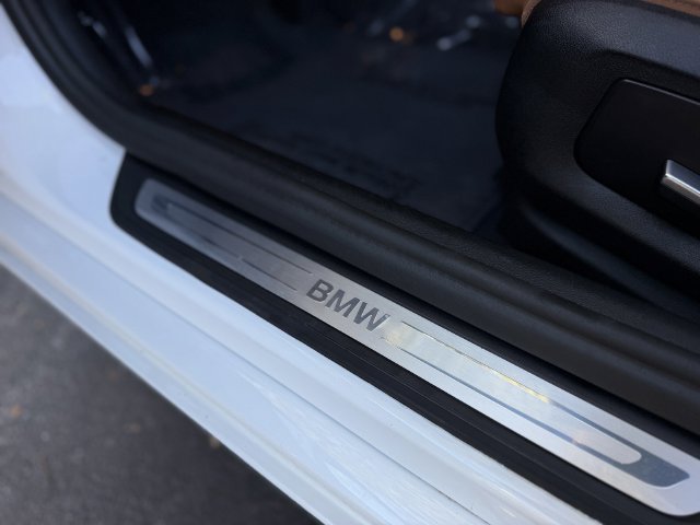 Used 2023 BMW 530i w/ Convenience Package RWD image 20