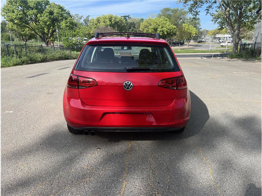 Used 2016 Volkswagen Golf S FWD image 6