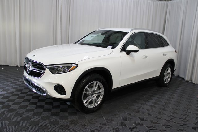 New 2026 Mercedes-Benz GLC 300 4MATIC image 3