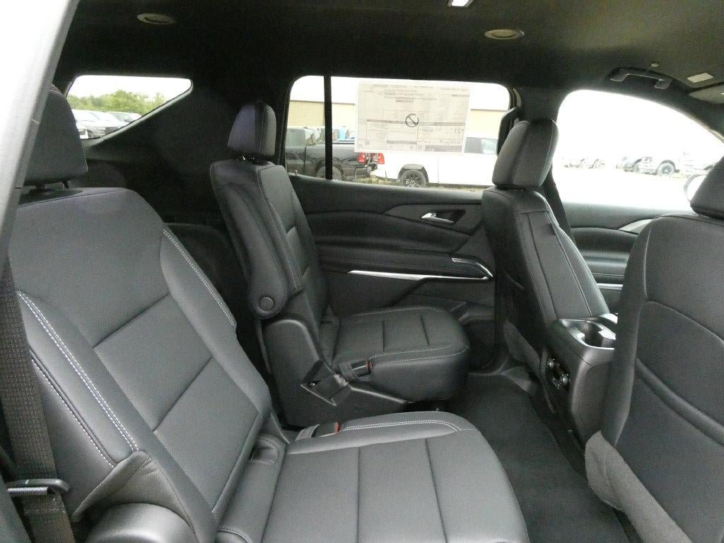 New 2027 Chevrolet Traverse LT AWD/4WD image 11