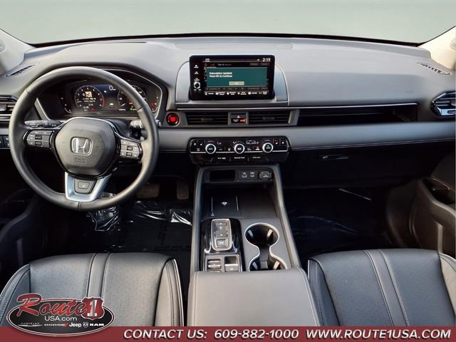 Used 2025 Honda Pilot Elite image 15