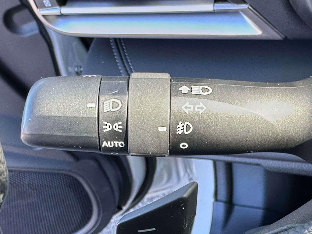 Certified 2025 Subaru Outback Limited image 23