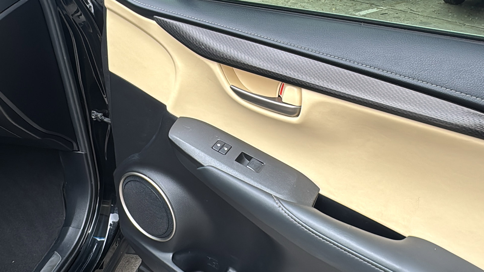 Used 2015 Lexus NX 200t FWD image 30