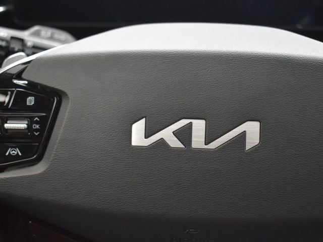 Used 2023 Kia Niro Wave image 11