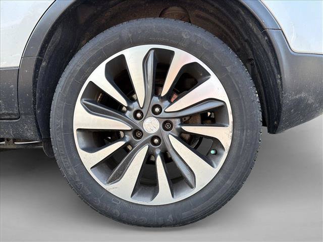 Used 2018 Buick Encore Essence AWD/4WD image 10