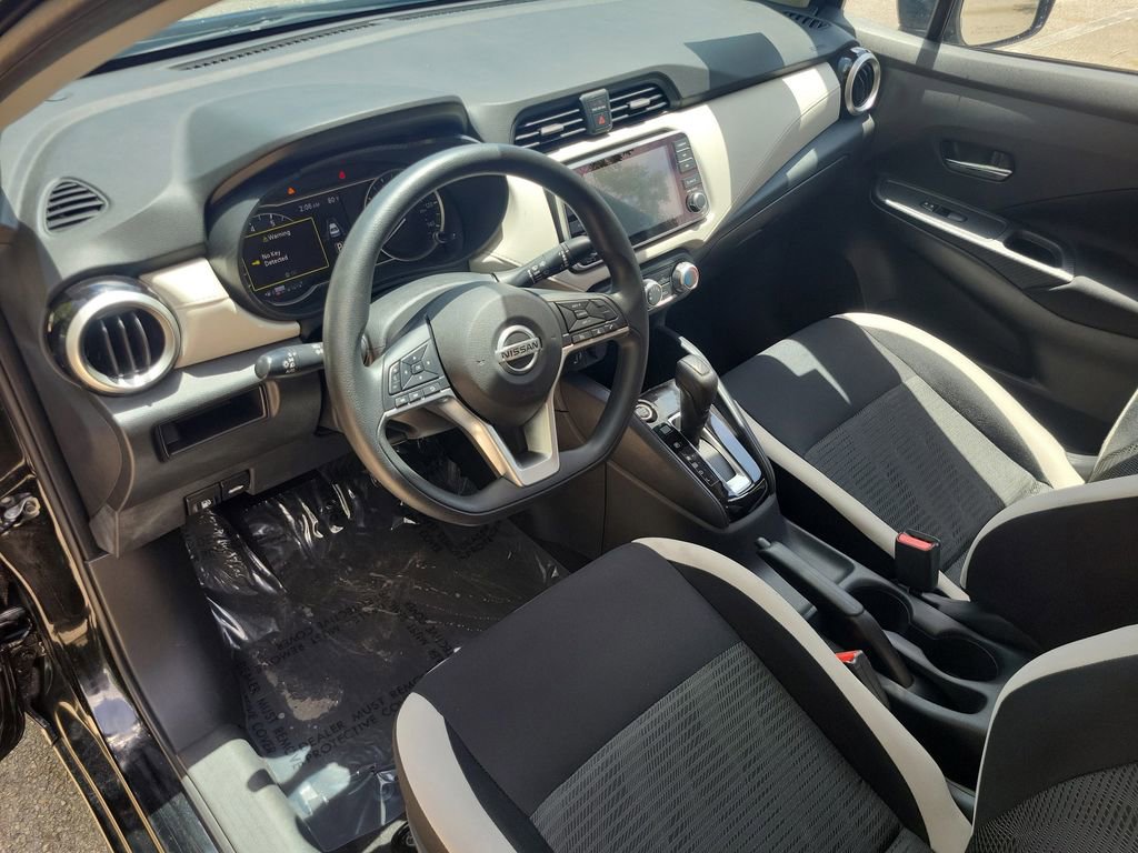Certified 2022 Nissan Versa SV w/ Trunk Package FWD image 20