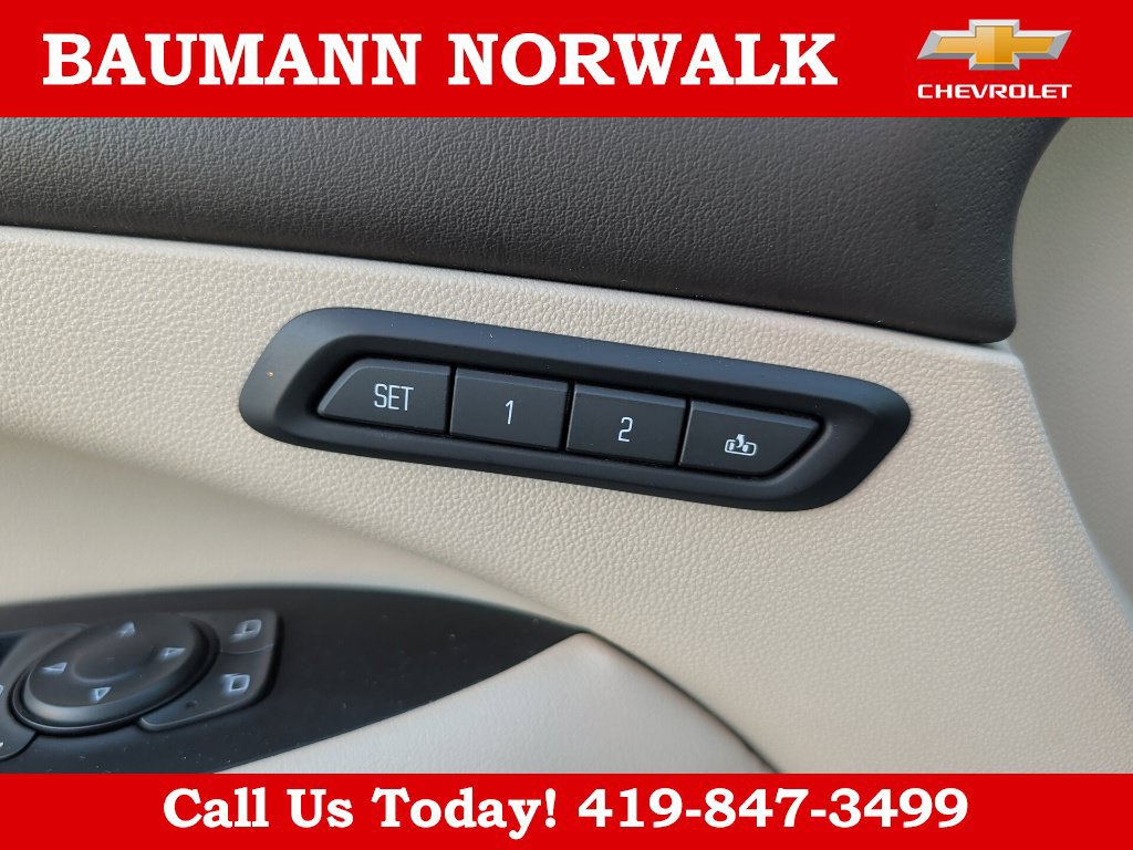 Used 2019 Buick LaCrosse Essence w/ Sun and Shade Package AWD/4WD image 22
