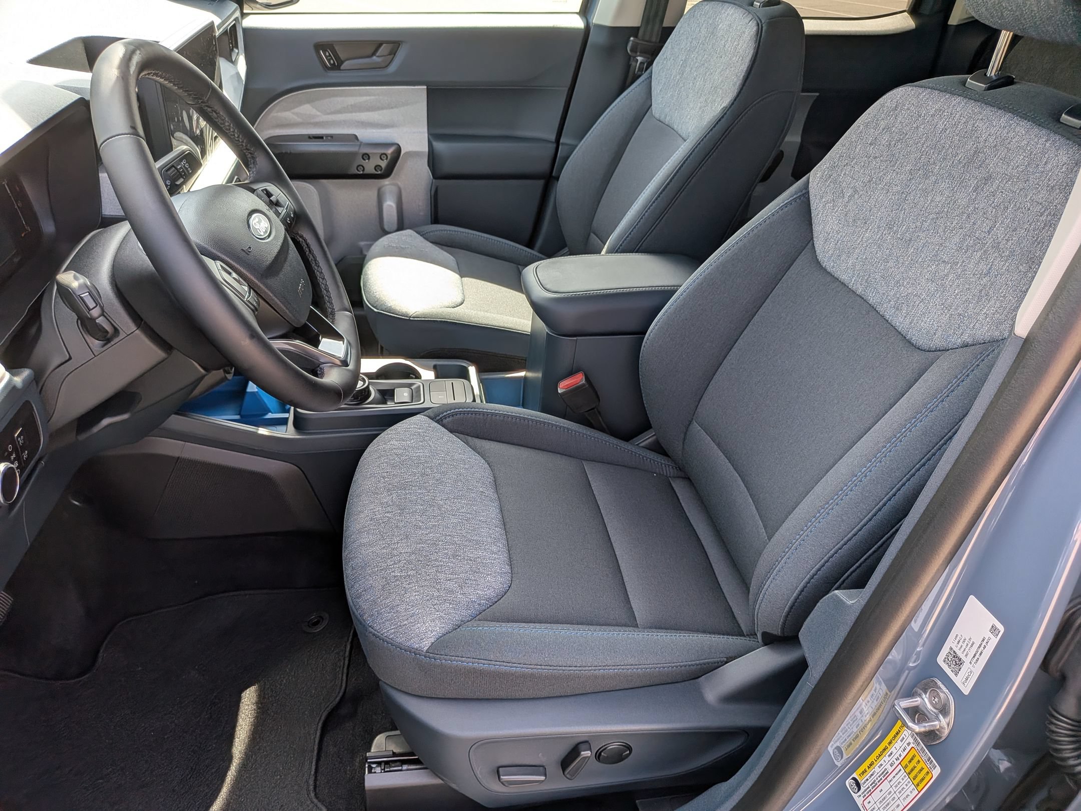 New 2026 Ford Maverick XLT w/ XLT Luxury Package FWD image 16