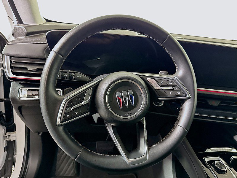 Used 2024 Buick Envision Preferred image 12