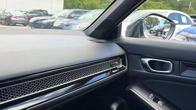 Used 2025 Honda Civic Sport image 21