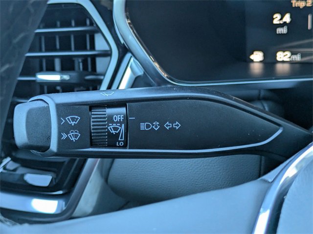 New 2026 GMC Canyon Elevation w/ Convenience Package image 30