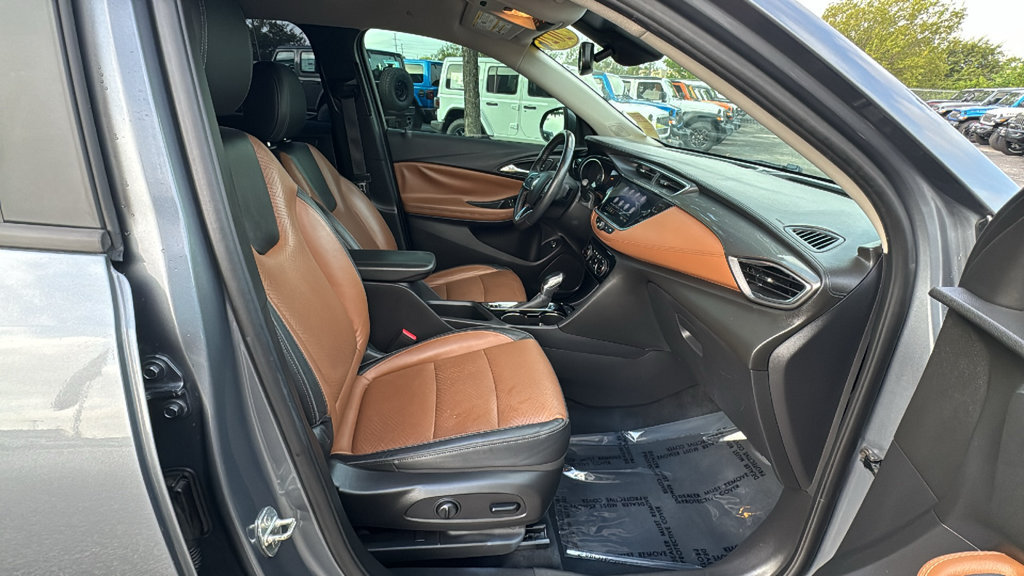 Used 2020 Buick Encore GX Essence FWD image 23
