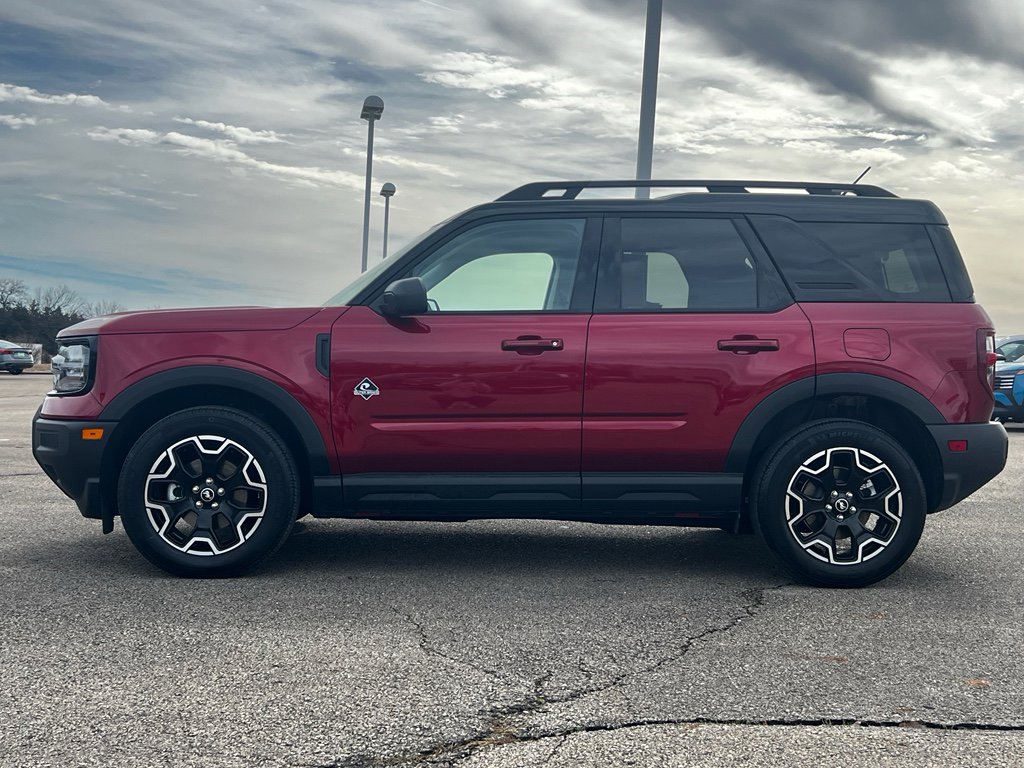 Used 2025 Ford Bronco Sport Outer Banks image 8
